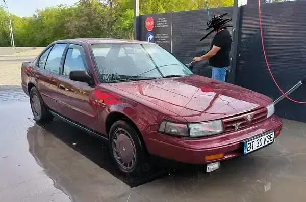 Utilizat 1991 Nissan Maxima Berlinǎ | 4.850 EUR - Imagine 1/4