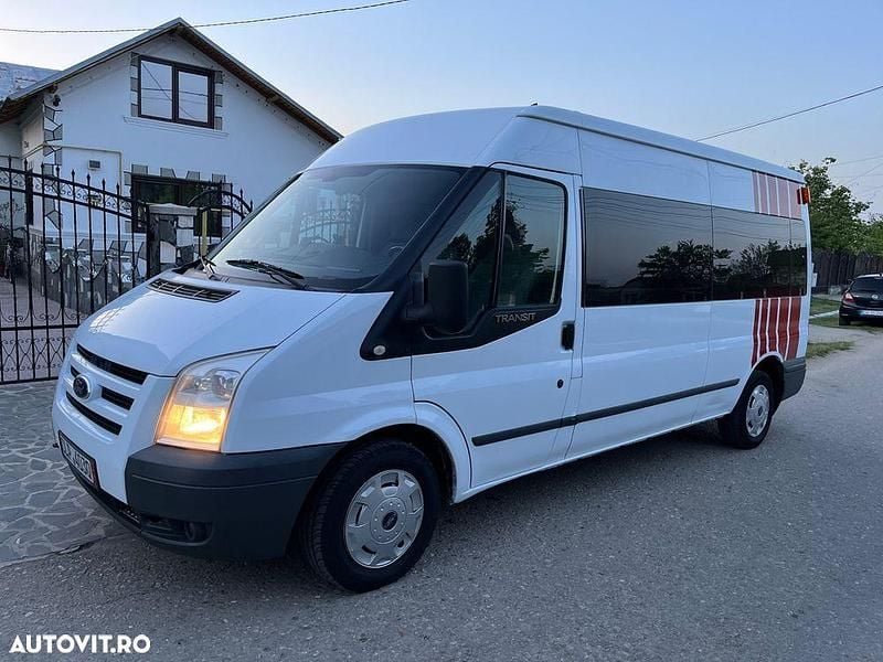 Culoarealb Utilizat 2011 Ford Transit Monovolum | 6.499 EUR (Preț OK) - Imagine 1/4