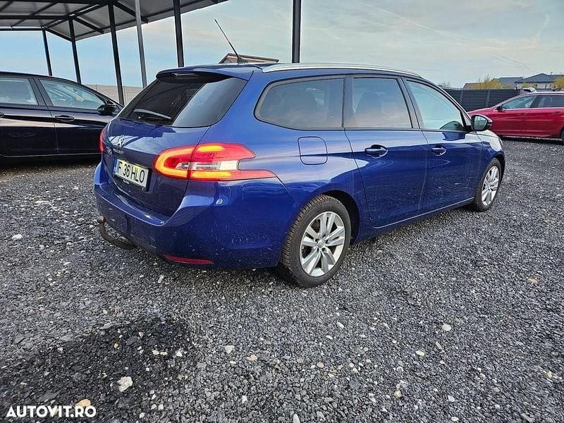 Second-hand Peugeot 308 Business-Line 120 CP (88 kW) 2017 Culoarealbastru Break