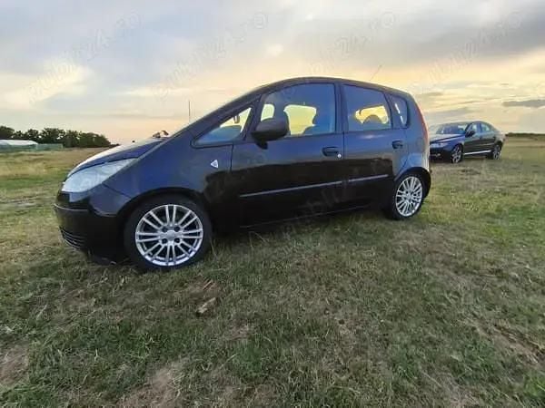 Negru Utilizat 2005 Mitsubishi Colt Berlinǎ | 2.499 EUR - Imagine 1/4