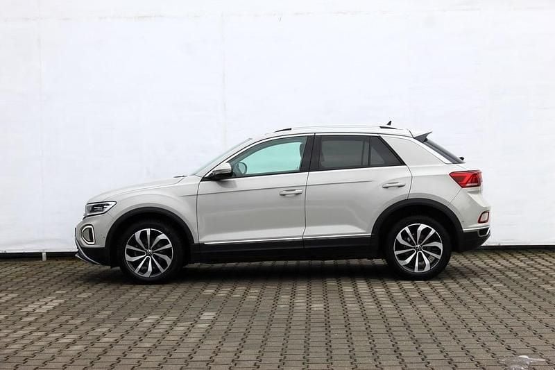 Second-hand VW T-Roc Style 150 CP (110 kW) 2023 Gri mediu  normal SUV