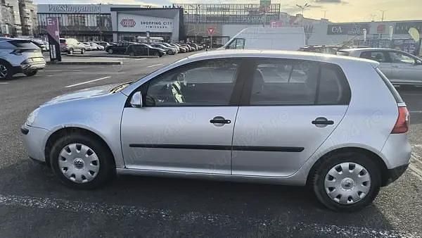 Second-hand VW Golf V 75 CP (55 kW) 2005 Hatchback