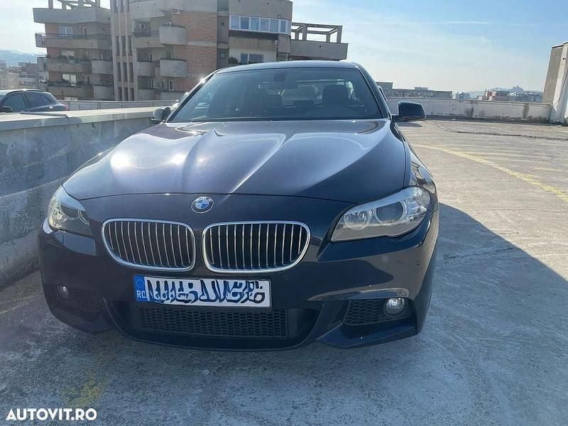 Culoarealbastru Utilizat 2014 BMW 520 Comfort Edition Berlinǎ | 11.200 EUR (Super Preț) - Imagine 1/4
