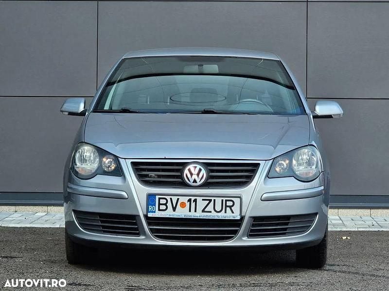 Culoareargint Utilizat 2009 VW Polo Hatchback | 2.150 EUR (Preț OK) - Imagine 1/4