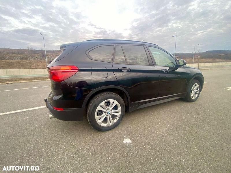 Second-hand BMW X1 Comfort Edition 190 CP (139 kW) 2017 Culoarenegru SUV