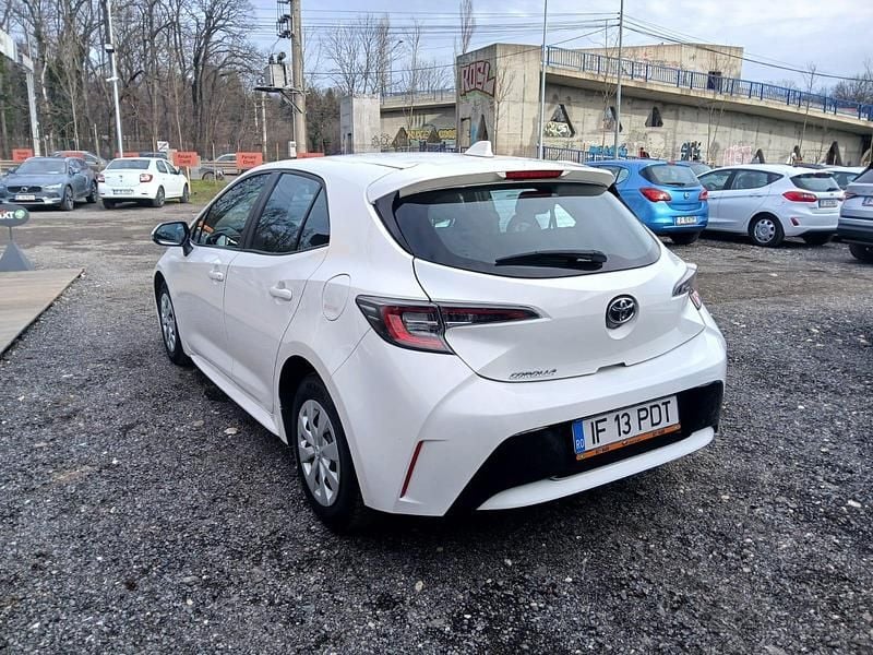 Second-hand Toyota Corolla 132 CP (97 kW) 2019 Alb Berlinǎ