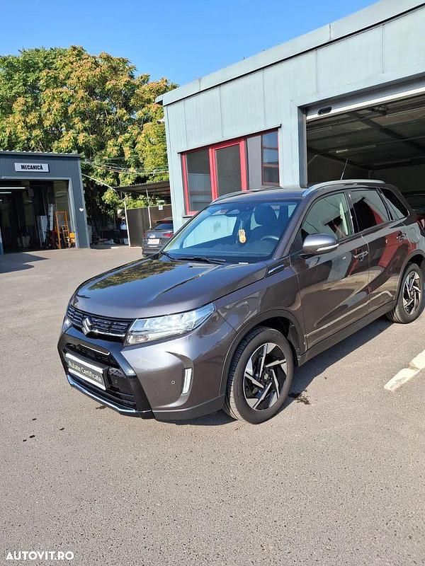 Culoaregri Utilizat 2024 Suzuki Vitara SUV | 24.000 EUR (Scump) - Imagine 1/4