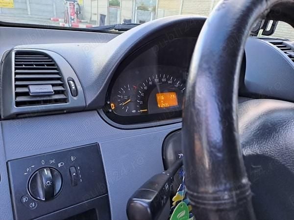 Second-hand Mercedes Vito 110 CP (80 kW) 2006 Van