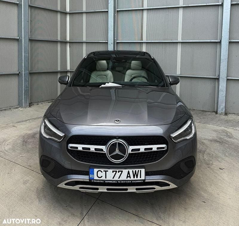 Gri Utilizat 2021 Mercedes GLA250 SUV | 39.000 EUR (Preț OK) - Imagine 1/4