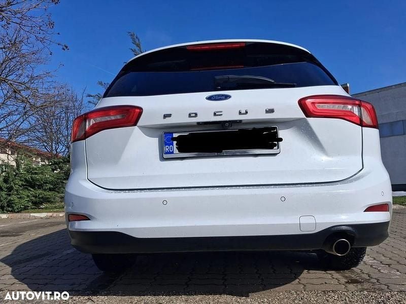 Second-hand Ford Focus Business Edition 120 CP (88 kW) 2020 Culoarealb Break