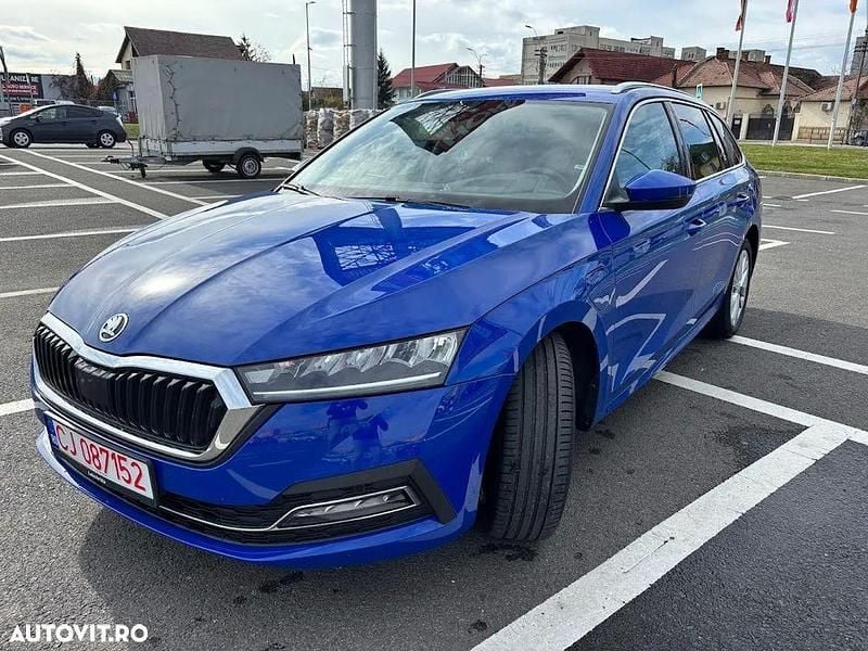 Culoarealbastru Utilizat 2022 Skoda Octavia Style Break | 21.800 EUR (Preț OK) - Imagine 1/4