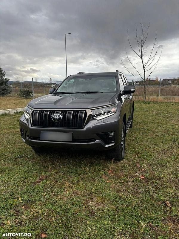 Culoaregri Utilizat 2022 Toyota Land Cruiser SUV | 49.600 EUR (Preț bun) - Imagine 1/4