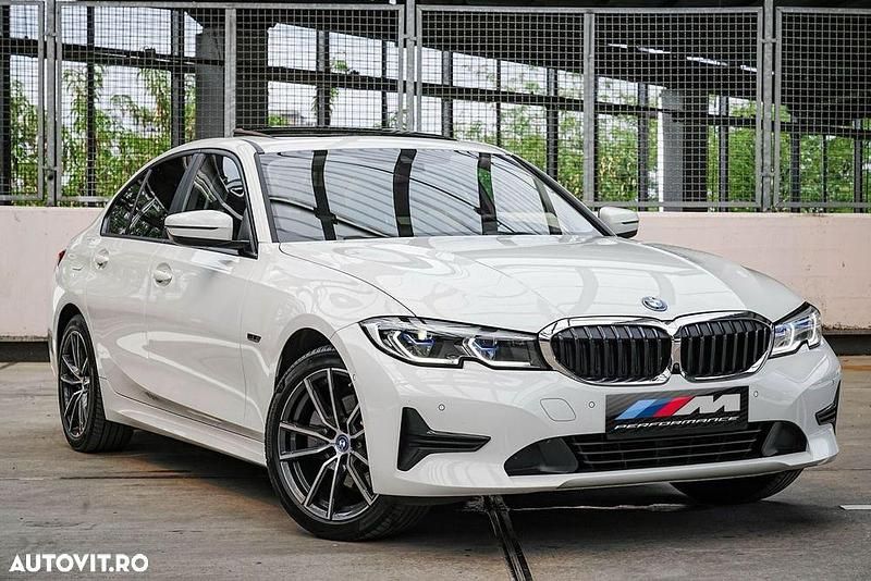 Alb Utilizat 2022 BMW 320e Berlinǎ | 26.950 EUR (Preț OK) - Imagine 1/4