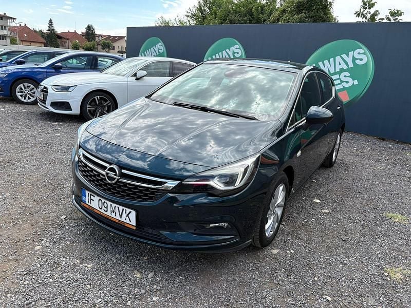 Argintiu Utilizat 2018 Opel Astra Cosmo Berlinǎ | 9.450 EUR (Preț OK) - Imagine 1/4