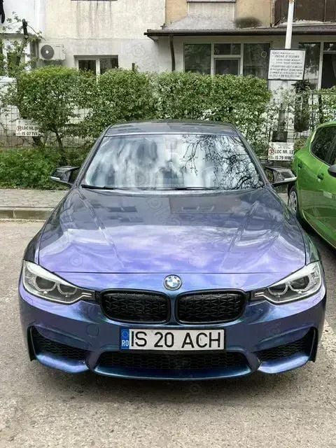 Albastru Utilizat 2012 BMW 320 Comfort Edition Berlinǎ | 9.500 EUR (Super Preț) - Imagine 1/4