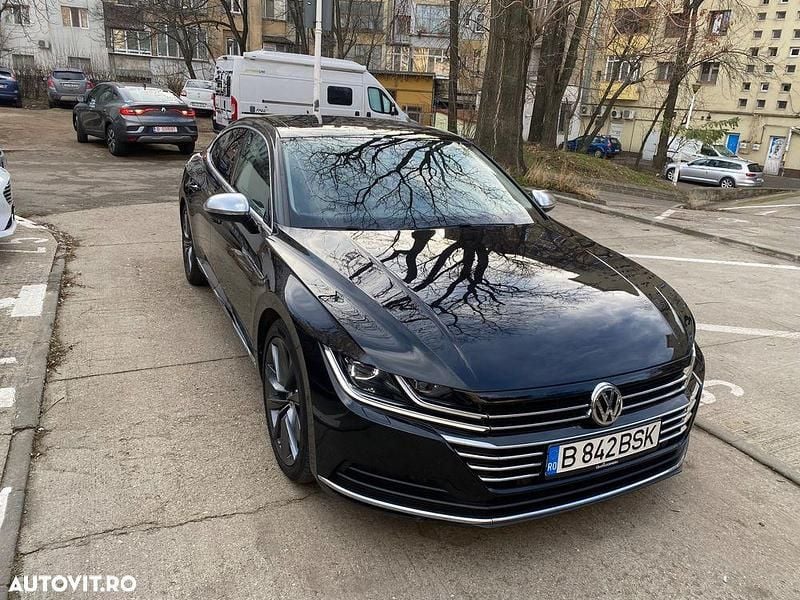 Second-hand VW Arteon Elegance 240 CP (176 kW) 2017 Culoarenegru Hatchback