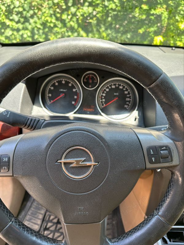 Second-hand Opel Astra 64 CP (47 kW) 2005 Hatchback