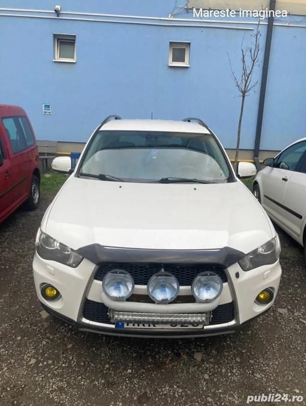 Second-hand Mitsubishi Outlander 156 CP (114 kW) 2011 SUV