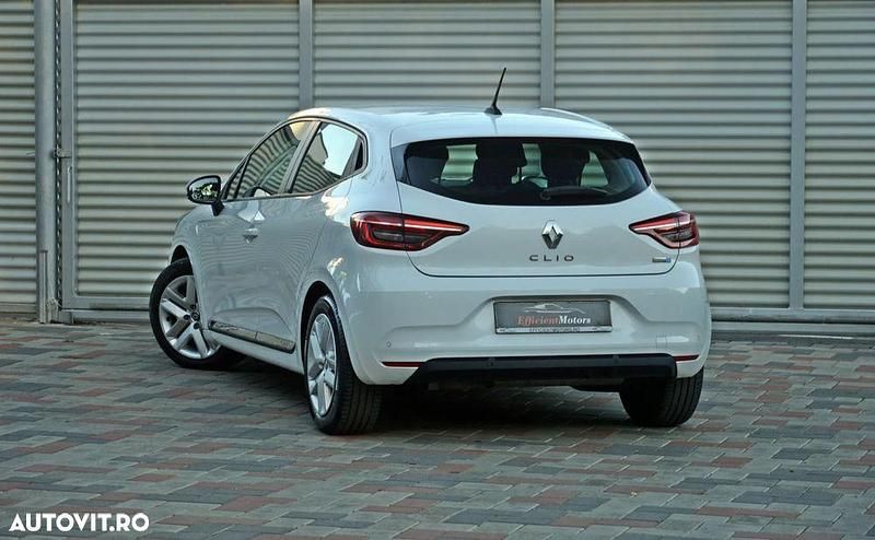 Second-hand Renault Clio V Business 140 CP (102 kW) 2021 Culoarealb Hatchback