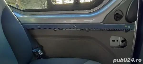 Second-hand Renault Trafic 115 CP (84 kW) 2008 Gri Monovolum