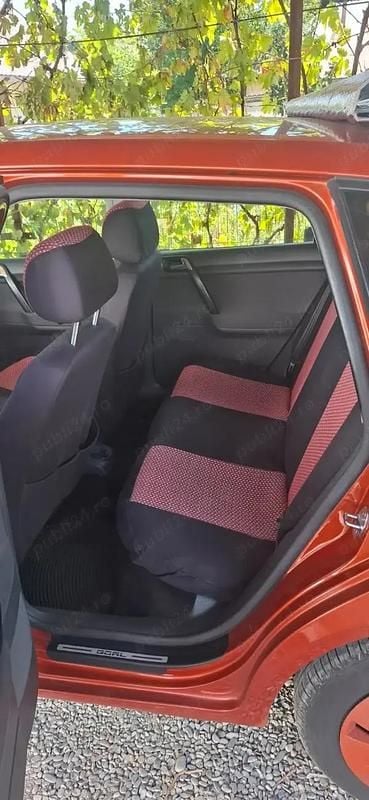 Second-hand VW Polo 40 CP (29 kW) 2006 Portocaliu Hatchback