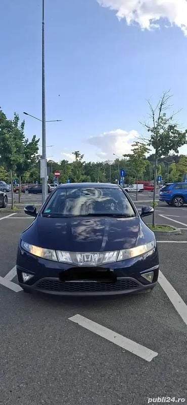 Utilizat 2008 Honda Civic Hatchback | 3.900 EUR (Preț OK) - Imagine 1/4