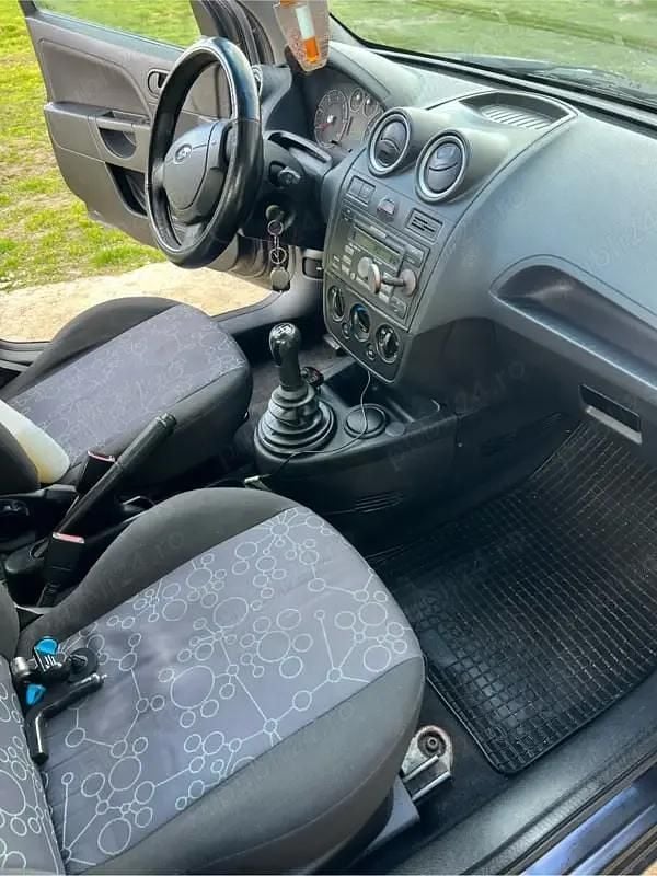 Second-hand Ford Fiesta 68 CP (50 kW) 2007 Hatchback