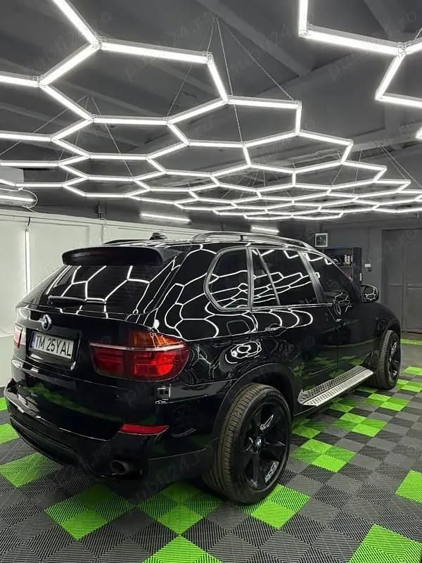 Second-hand BMW X5 285 CP (209 kW) 2012 Negru SUV