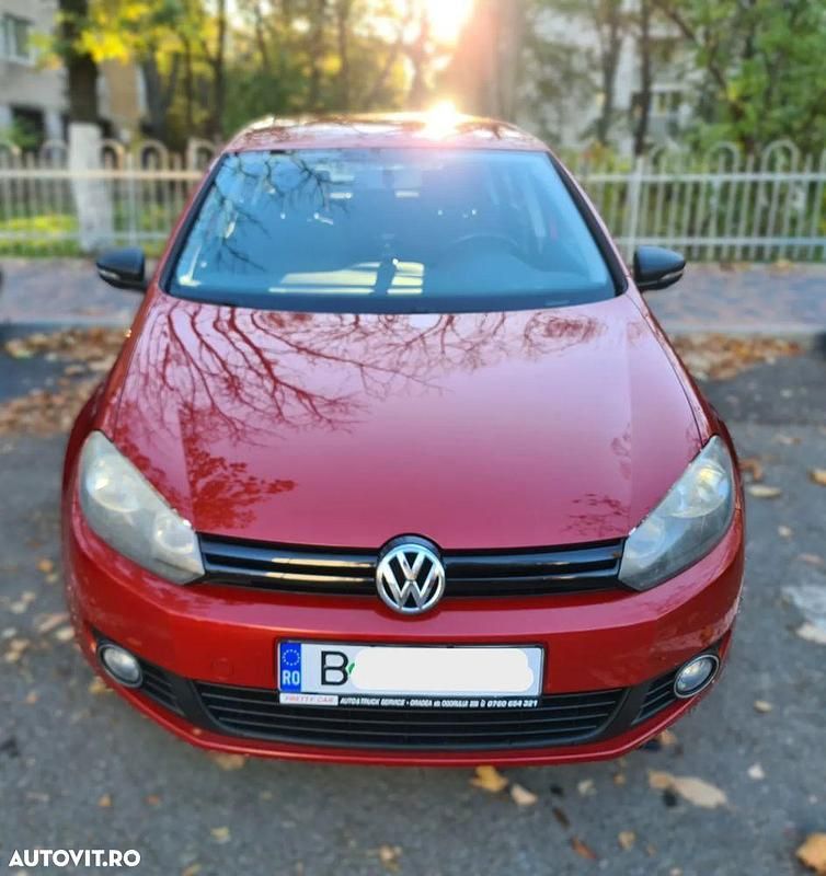 Culoarerosu Utilizat 2012 VW Golf VII Trendline Hatchback | 8.000 EUR (Puțin scump) - Imagine 1/4
