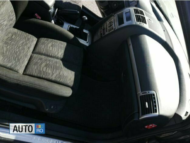 Negru Utilizat 2007 Peugeot 407 Berlinǎ | 1.800 EUR (Preț OK) - Imagine 1/4