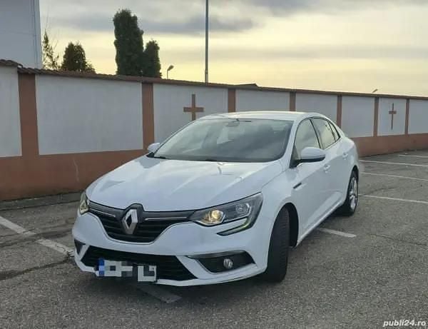 Alb Utilizat 2017 Renault Mégane IV Berlinǎ | 8.000 EUR (Preț OK) - Imagine 1/4