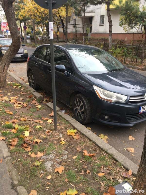 Albastru Utilizat 2013 Citroën C4 Hatchback | 3.700 EUR (Puțin scump) - Imagine 1/4