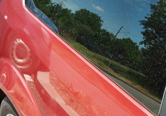 Second-hand Ford Fiesta 97 CP (71 kW) 2005 Roşu Hatchback