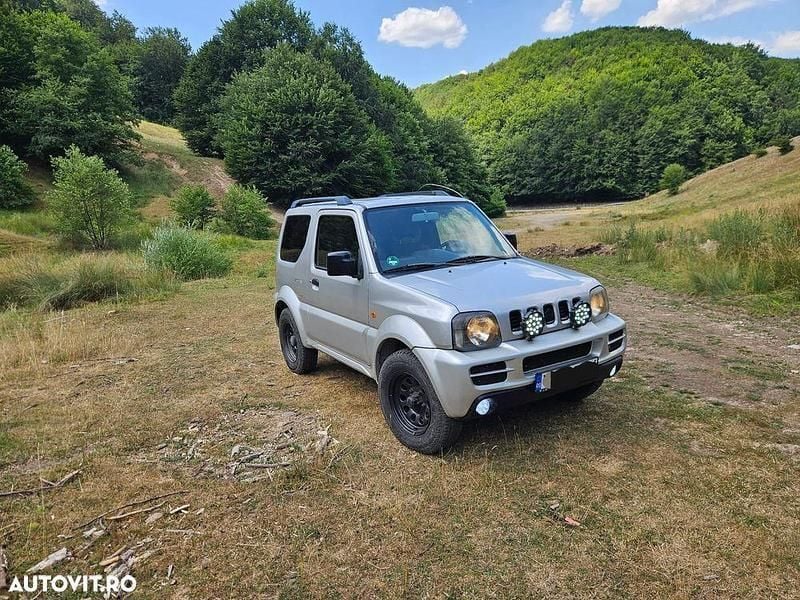 Gri Utilizat 2007 Suzuki Jimny SUV | 6.500 EUR (Scump) - Imagine 1/4