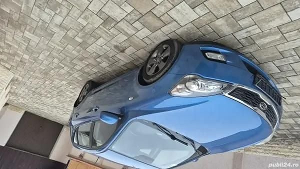 Second-hand Kia Ceed 90 CP (66 kW) 2010 Albastru Hatchback