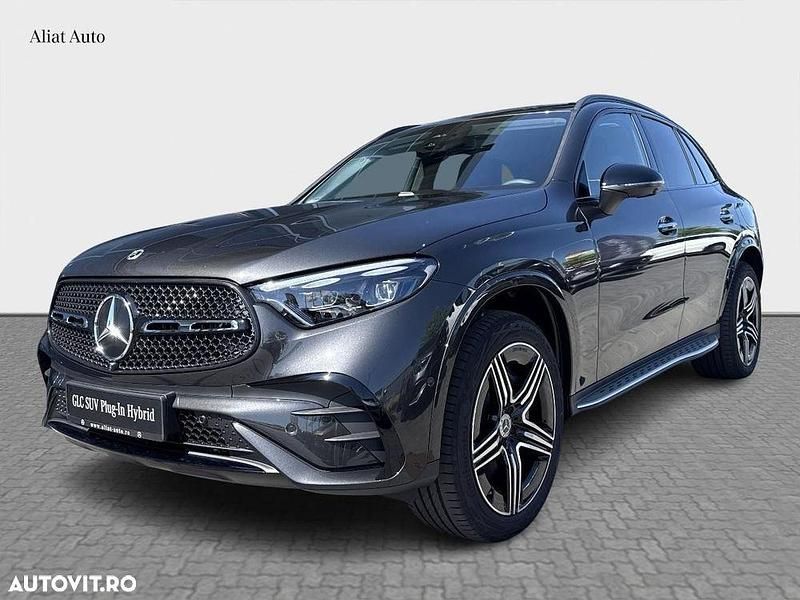 Gri Utilizat 2025 Mercedes GLC300e SUV | 78.658 EUR (Scump) - Imagine 1/3
