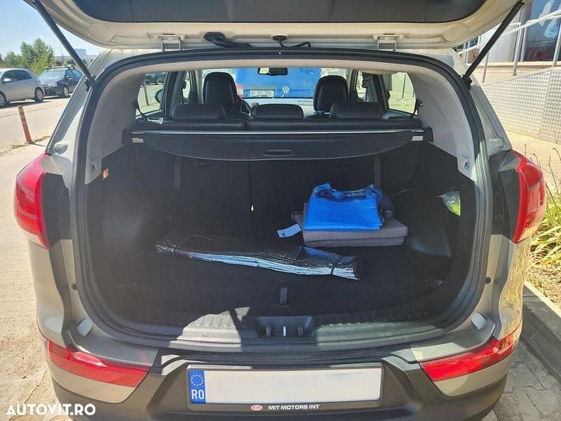 Second-hand Kia Sportage Style 185 CP (136 kW) 2014 Culoarebej SUV