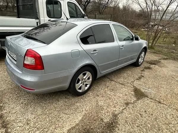 Second-hand Skoda Octavia 105 CP (77 kW) 2010 Berlinǎ