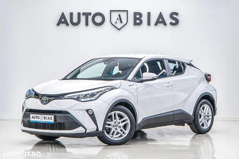 Alb Utilizat 2021 Toyota C-HR SUV | 20.990 EUR (Preț bun) - Imagine 1/4