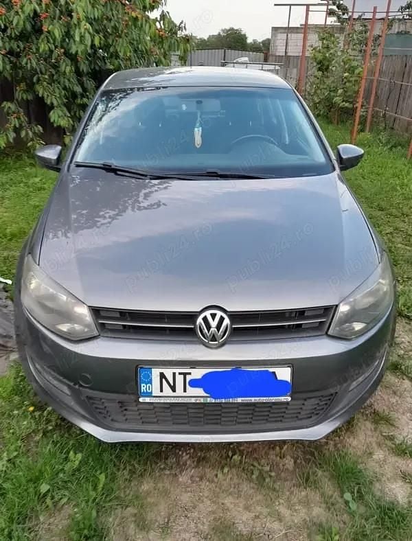 Utilizat 2010 VW Polo Hatchback | 4.500 EUR (Preț OK) - Imagine 1/4