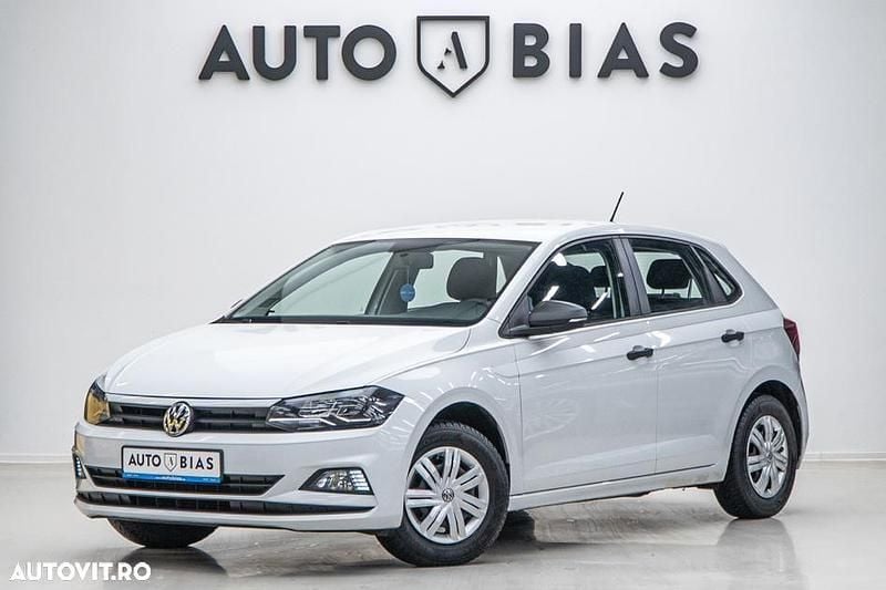 Second-hand VW Polo Comfortline 80 CP (58 kW) 2020 Culoarealb Hatchback
