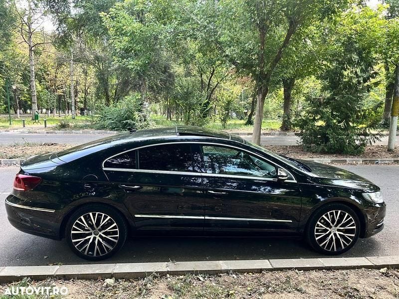 Second-hand VW Passat 177 CP (130 kW) 2012 Culoarenegru Berlinǎ