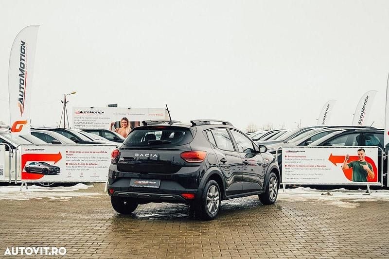 Second-hand Dacia Sandero Stepway 90 CP (66 kW) 2023 Culoarenegru Hatchback