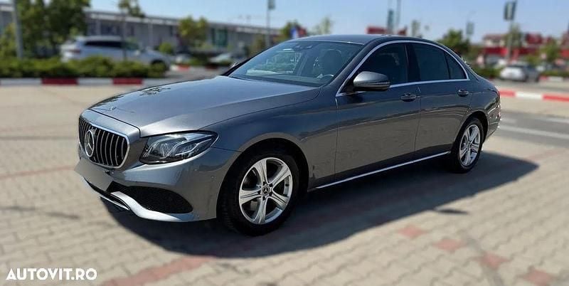 Culoaregri Utilizat 2018 Mercedes E220 Berlinǎ | 31.499 EUR (Preț OK) - Imagine 1/4