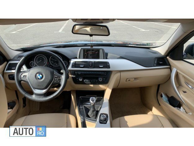 Negru Utilizat 2013 BMW 318 Comfort Edition Berlinǎ | 12.290 EUR (Puțin scump) - Imagine 1/4