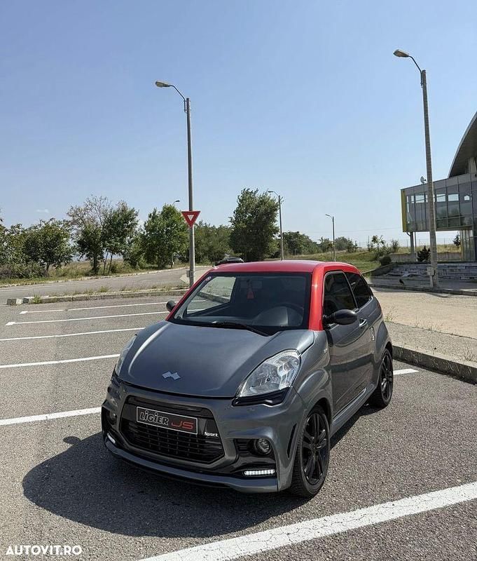 Culoaregri Utilizat 2016 Ligier JS50 Hatchback | 7.990 EUR - Imagine 1/4