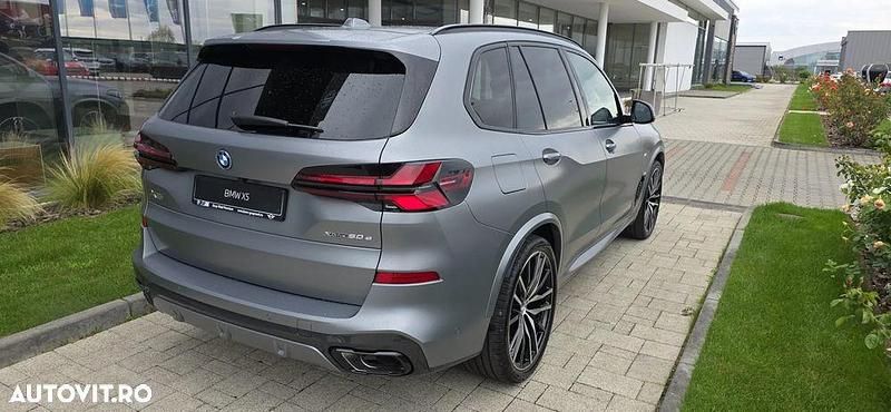 Nouă BMW X5 Comfort Edition 489 CP (359 kW) 2025 Culoaregri SUV