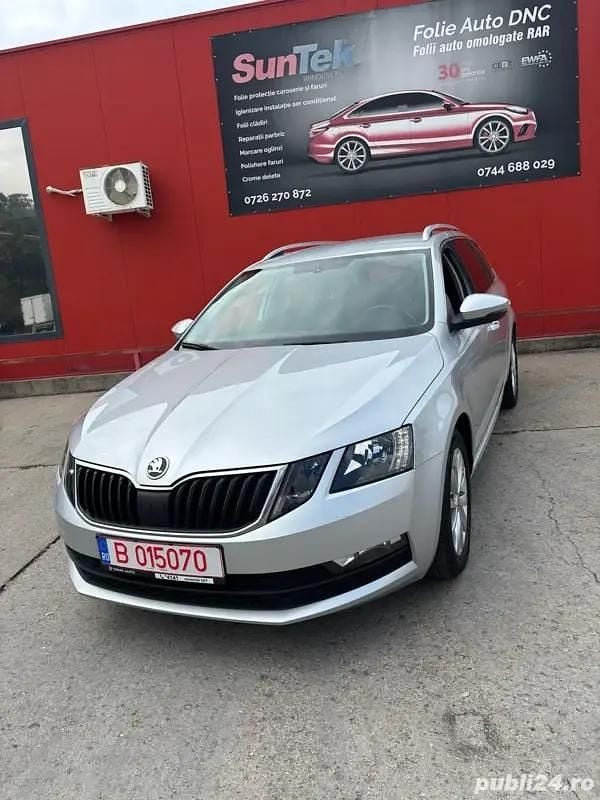 Second-hand Skoda Octavia 150 CP (110 kW) 2020 Argintiu Break