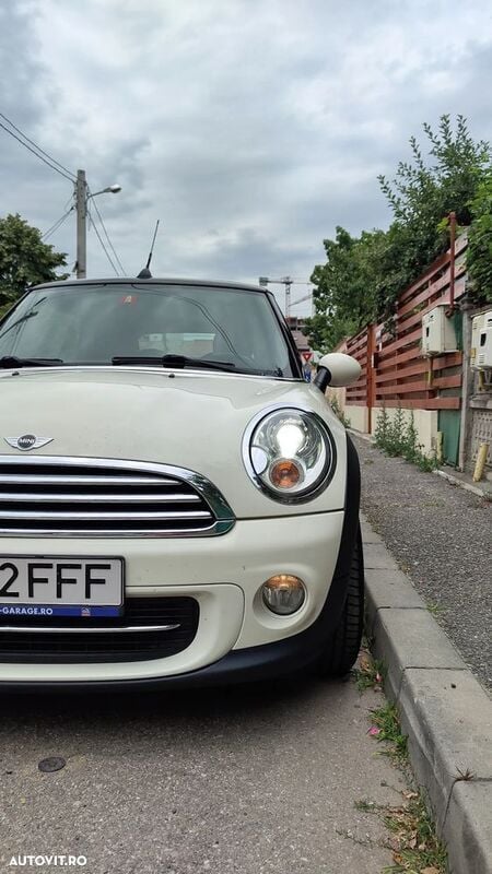 Alb Utilizat 2012 Mini Cooper Cabriolet Cabrio | 6.500 EUR - Imagine 1/4