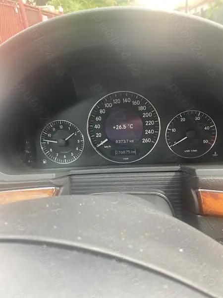 Utilizat 2005 Mercedes 220 Berlinǎ | 3.400 EUR - Imagine 1/4